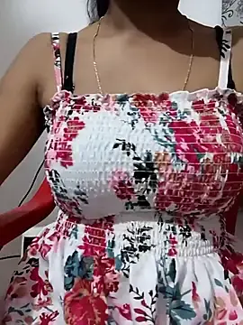 Dhum-Soni  live sex cam