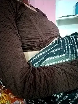 Hot-meena6  live sex cam