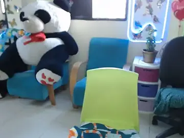 Olgahunder  live sex cam