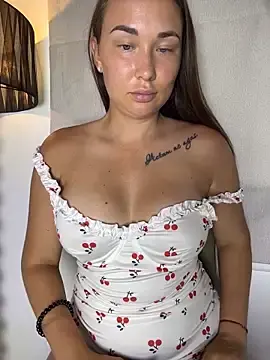 Adelevil  live sex cam