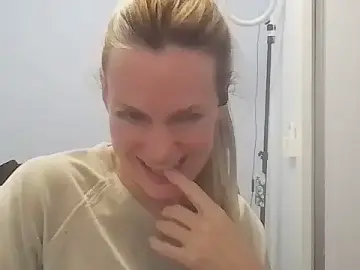 Annylove1  live sex cam