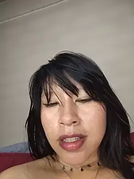 Giviper1  live sex cam
