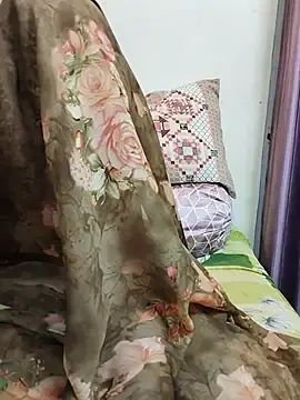 RatiprivateMuse  live sex cam