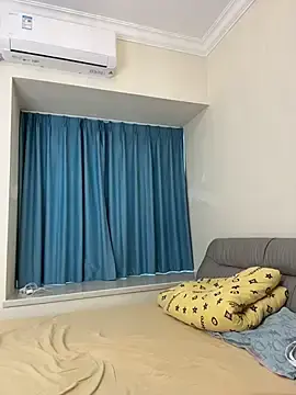 Urminisugar  live sex cam