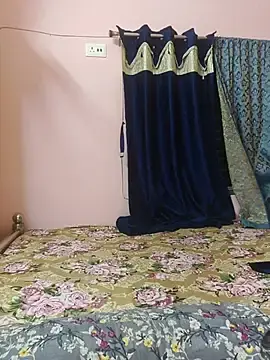 Hott_mia  live sex cam