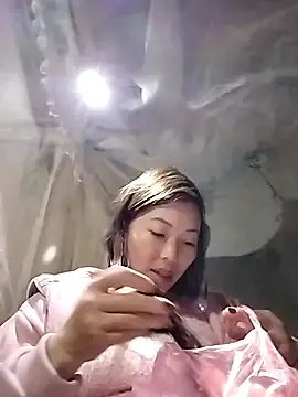 Ella-aa  live sex cam