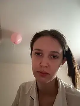 ElliRose  live sex cam