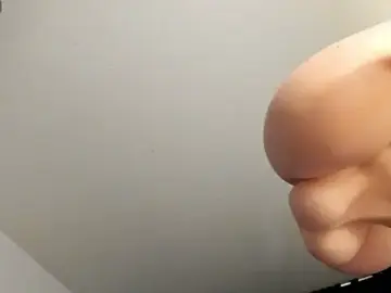 Hat_girl  live sex cam