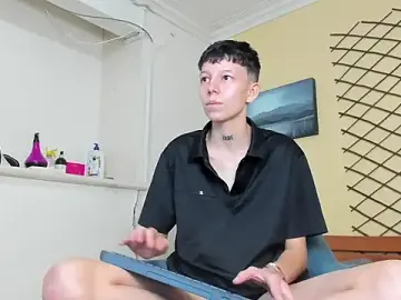 LiamBrown09  live sex cam