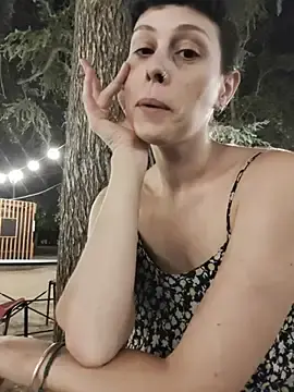 Luce_lucilla  live sex cam