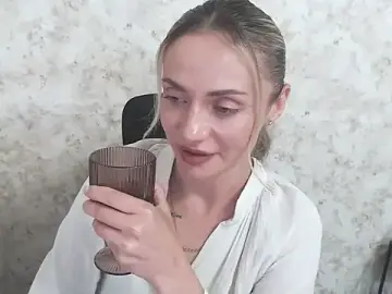 MerryRose33  live sex cam