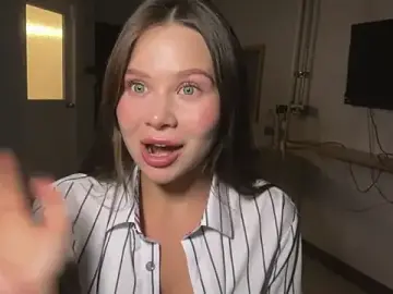 MinKanda  live sex cam