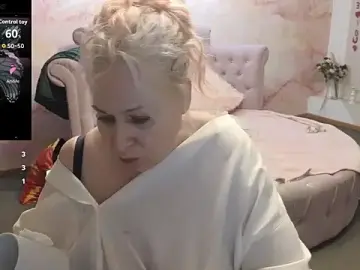 Penelope_Pinky  live sex cam