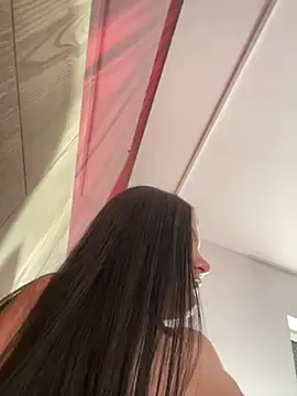 Selena_y  live sex cam