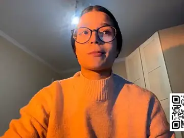 TequilaPariseau  live sex cam