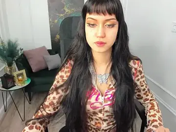 TiffanyYounge  live sex cam