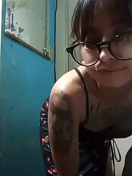 Flaquiita69  live sex cam