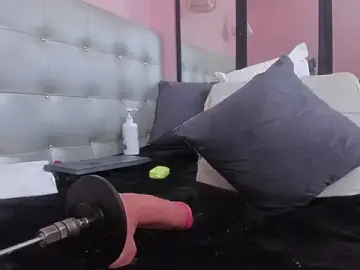 Neferet_opal  live sex cam