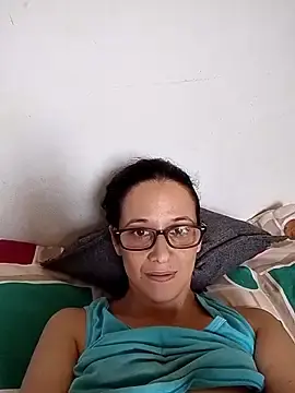 Nicolle_milf1978  live sex cam