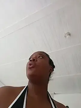 Carly200  live sex cam