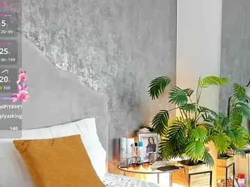 LisaCroft  live sex cam