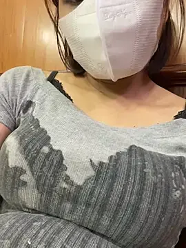 Xuka_18  live sex cam