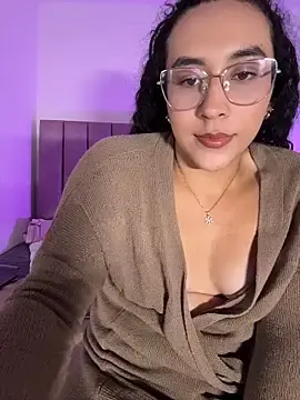 Alehia_cute  live sex cam