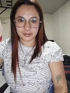 Samm_curvy  live sex cam