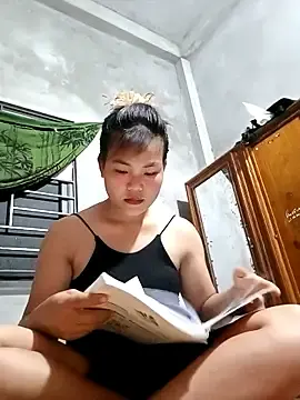 Beeio_diaeo  live sex cam