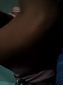 Nijaopou  live sex cam