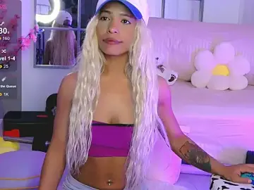 SarahRaynex  live sex cam