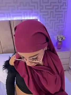 Naishaa_  live sex cam