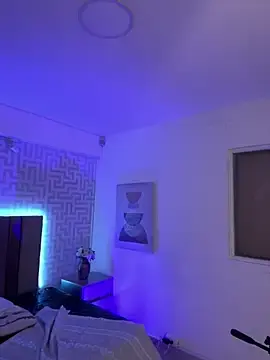 Naishaa_  live sex cam