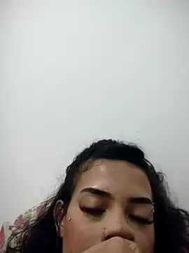 DesireLola  live sex cam