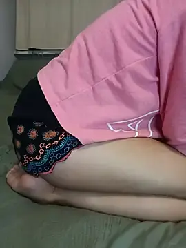Malutka6  live sex cam