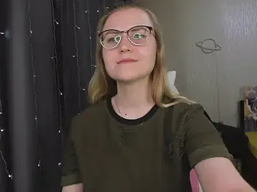 MissBrightShine  live sex cam