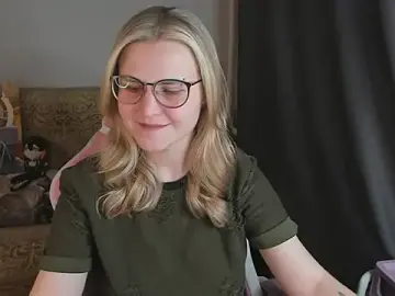 MissBrightShine  live sex cam