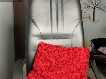 PriyAnShii23  live sex cam