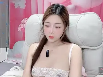 Ya-Ya-  live sex cam