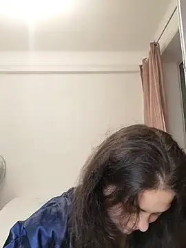 _Mikky_lil_  live sex cam