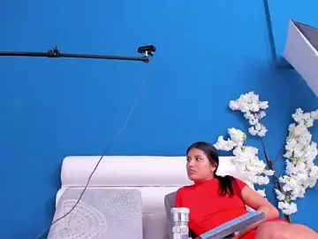 Letty_straus  live sex cam
