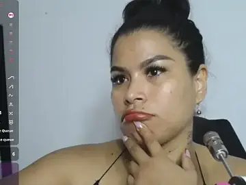 Aurorasaenz_  live sex cam