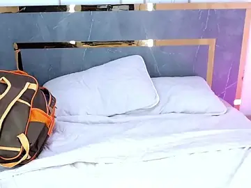 MarleeRivers  live sex cam