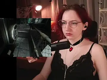 PricklyPeach  live sex cam