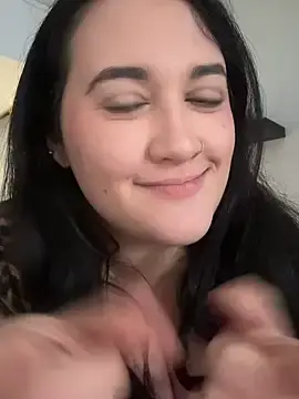 Lolathompson  live sex cam