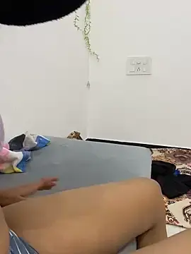 Miss__sonam  live sex cam