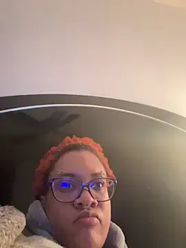 Nickytheehawtie  live sex cam