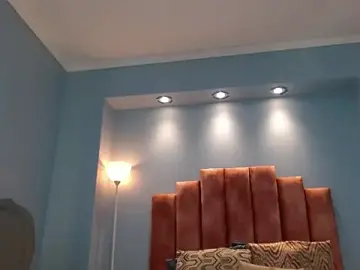 Sussy_leon  live sex cam