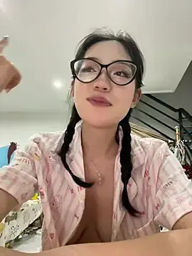 Xiao-e-88  live sex cam