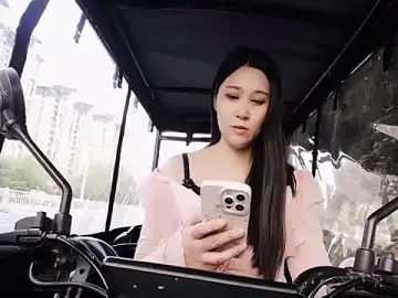 Fannywell  live sex cam